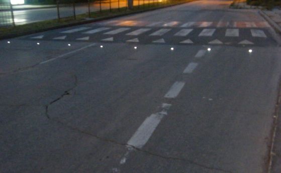 Светещи зебри с датчици във Варна, в София на фокус са трамваите