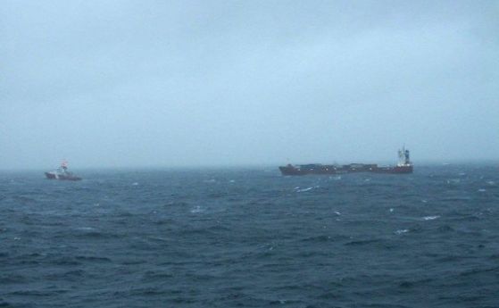 Британски фрегати и хеликоптери срещу руски кораби в Северно море