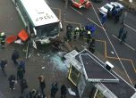 Автобус се вряза в спирка в Москва, трима са ранени
