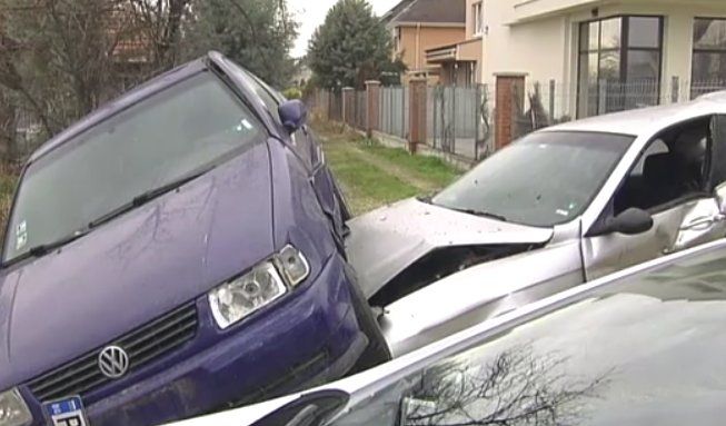Катастрофа с три автомобила стана тази сутрин на улица Коматевско