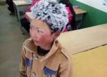 8-годишно момче от Китай трогна света със заскрежената си коса