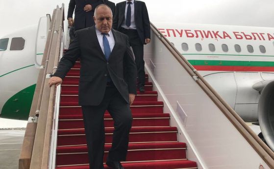 Борисов е на посещение в Азербайджан