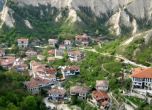 Кметове vs. туристи: Заменят ли калдъръмите на Мелник с павета