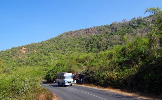 11 души са загинали и 44 са ранени при катастрофа на