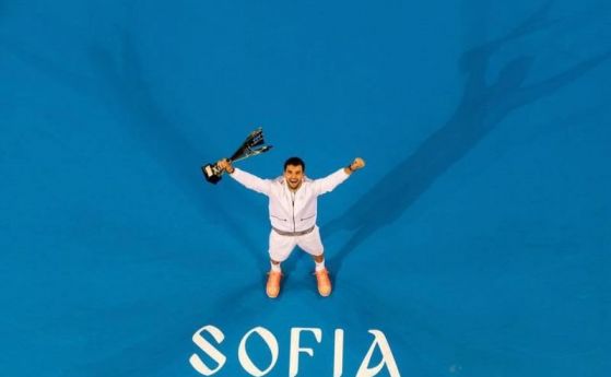 Най добрият ни тенисист Григор Димитров вече е в България