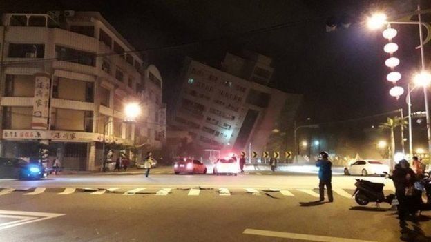Загиналите след земетресението в Тайван достигнаха 12 души. Ранените са