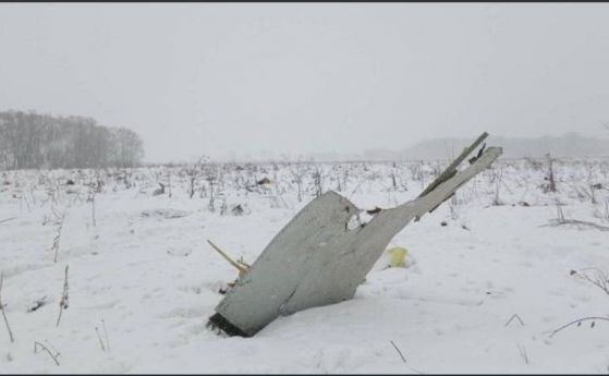 Версия: Човешка грешка е причина за катастрофата на руския самолет край Москва