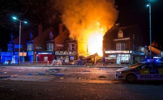Голяма експлозия е станала в центъра на английския град Лестър