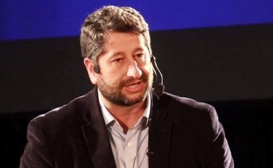 Настоящият опит за разпореждане с българските активи на ЧЕЗ носи