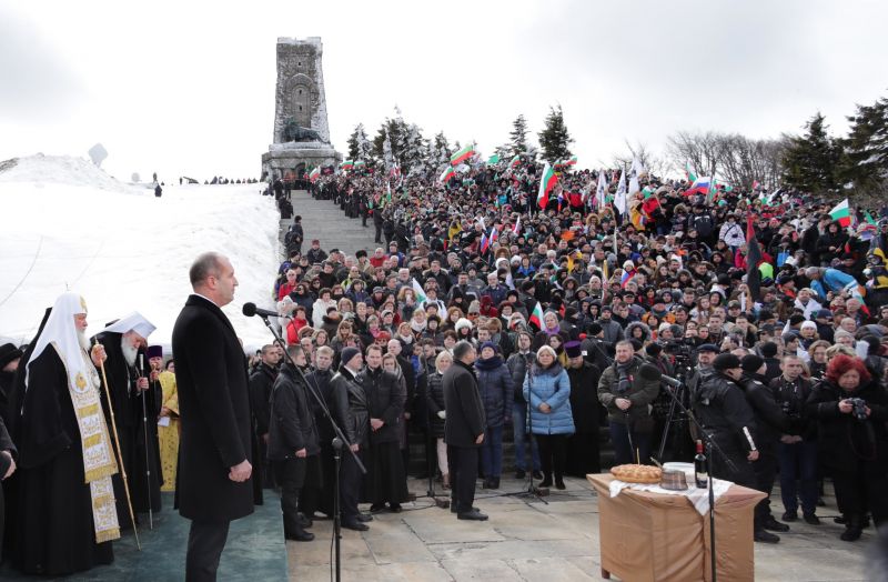 Радев: Скелето на свободата ни е изградено от български и руски кости