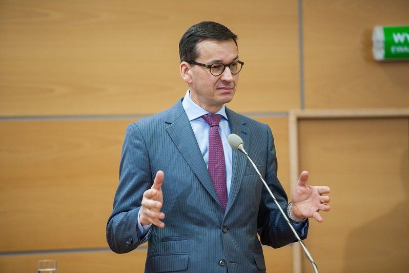 Полският премиер: Нашите народи винаги са си помагали в трудни времена