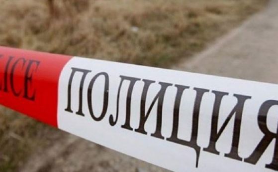 Патрулка падна във Владайска река в центъра на София