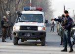 Атентатор се взриви до джамия в Кабул, най-малко 9 загинаха (обновена)
