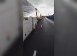 Обърнал се камион блокира движението по Кресненското дефиле