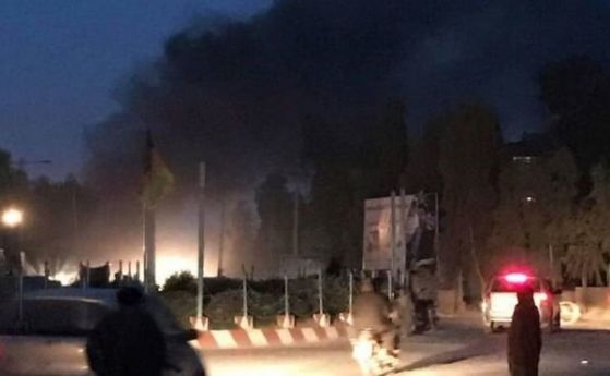 Най-малко 20 убити при атентат с кола бомба край стадион в Афганистан
