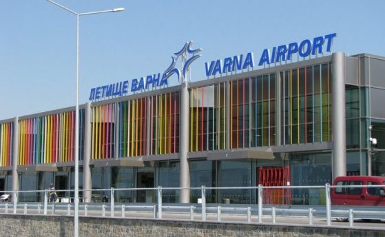 Турският президент Реджеп Ердоган кацна на летището във Варна при