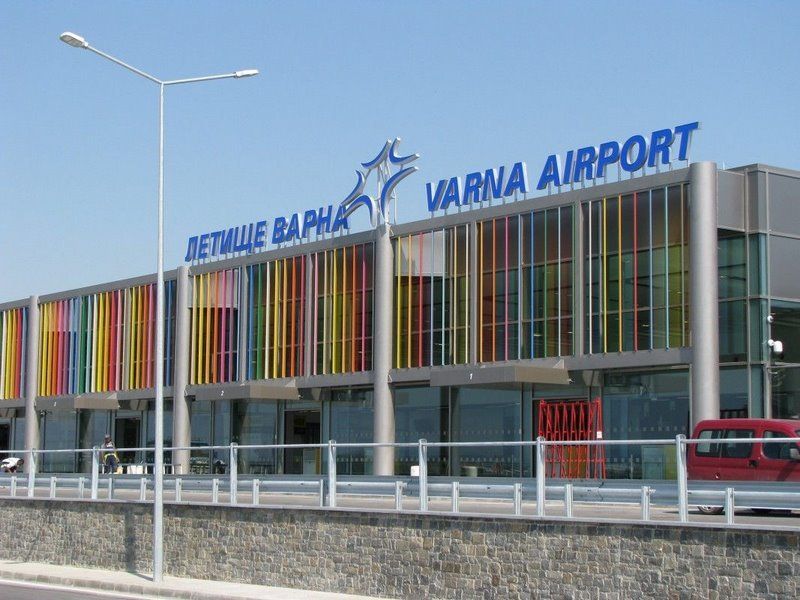 Турският президент Реджеп Ердоган кацна на летището във Варна при