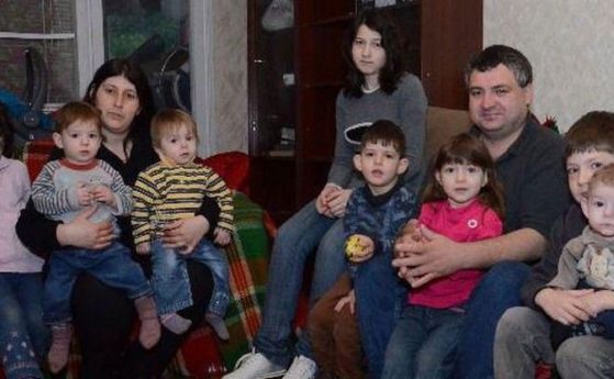 Социалните отнеха 11 деца от семейство в Русе заради системно