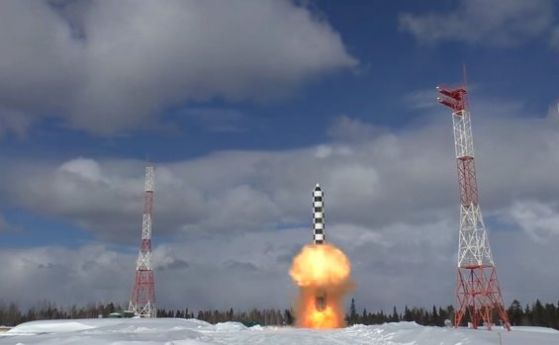 Москва публикува видео с изпитание на новата ракета Сармат