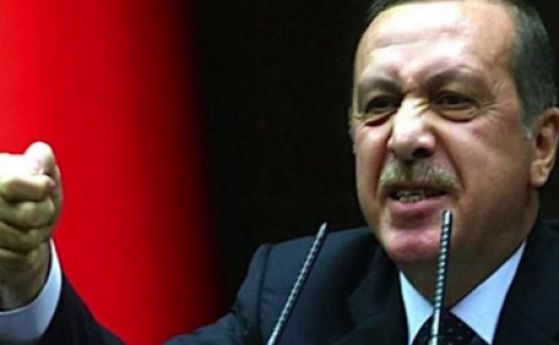 Продължава размяната на остри реплики между турския президент Реджеп Тайип