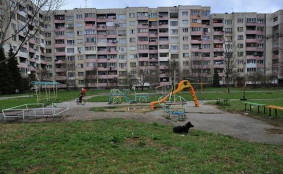 Кметът на Младост иска вето на закона за застрояване на София, заплашвал градинките