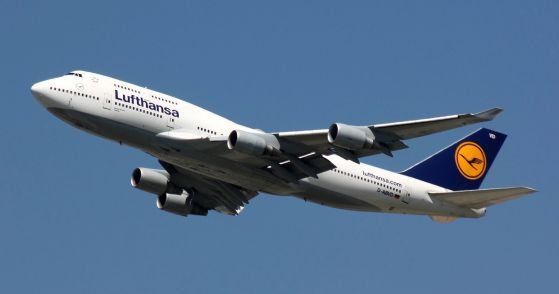 Половината полети на германската авиокомпания Луфтханза“ за утре, 10 април