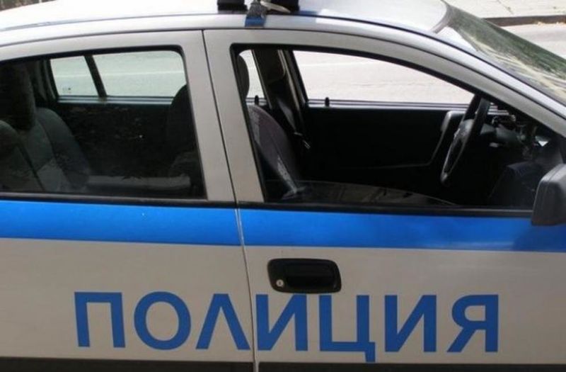 Четирима полицаи са арестувани при акция в Пловдивско, съобщи Сред
