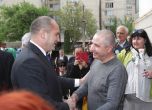 Радев се срещна с българина, който лежа 7 г. в гръцки затвор за неизвършено убийство (снимки)