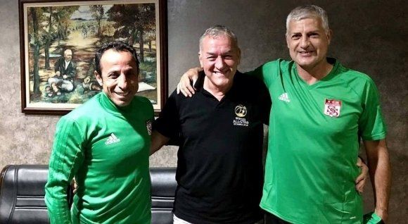 51-годишният бивш национал по футбол Златко Янков отново е горд