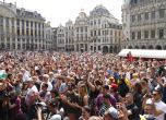 Стотици се хванаха на българско хоро на централния площад в Брюксел
