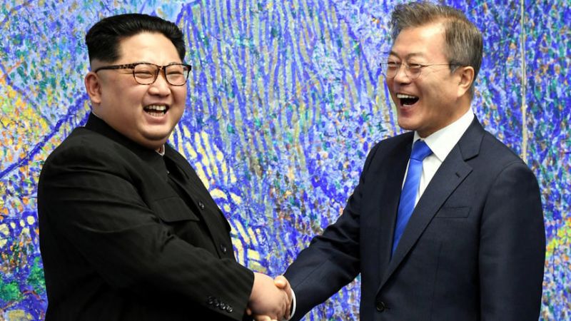 Историческа среща се провежда между лидерите на двете Кореи. Ким