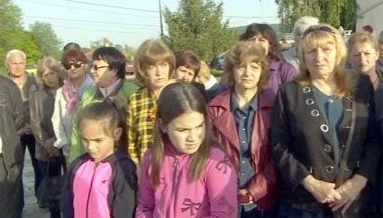 Десетки протестираха срещу проучвания на Асарел - Медет АД за