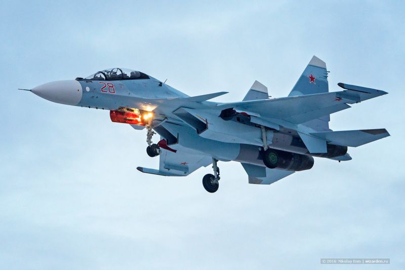 Изтребител Су-30СМ на Военнокосмическите сили на Руската федерация се е