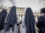 Папата инструктира монахините как да използват социалните мрежи