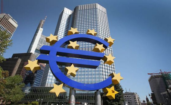 ЕЦБ ни отряза за еврото, трябва да се справим с корупцията