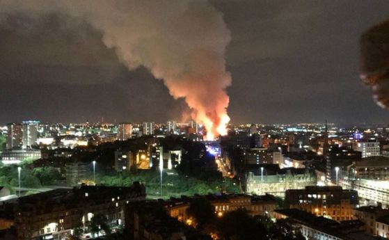 Снимки: 120 пожарникари борят огнен ад в Училището на изкуствата в Глазгоу