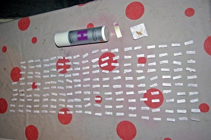 Полицаи откриха амфетамини и хероин при полицейска акция в Нова