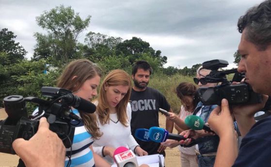 Ангелкова не откри нарушения на плаж Перла