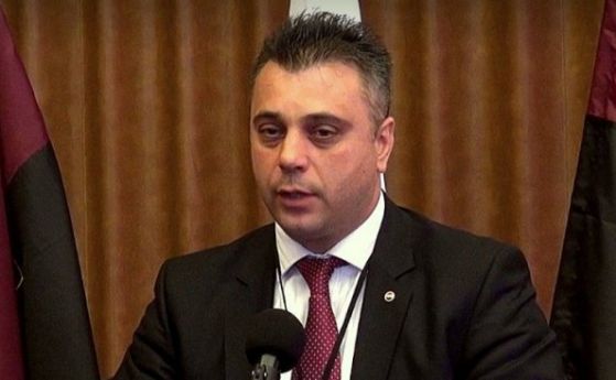 ВМРО подкрепя комисията на ДПС за това давано ли е гражданство на престъпници