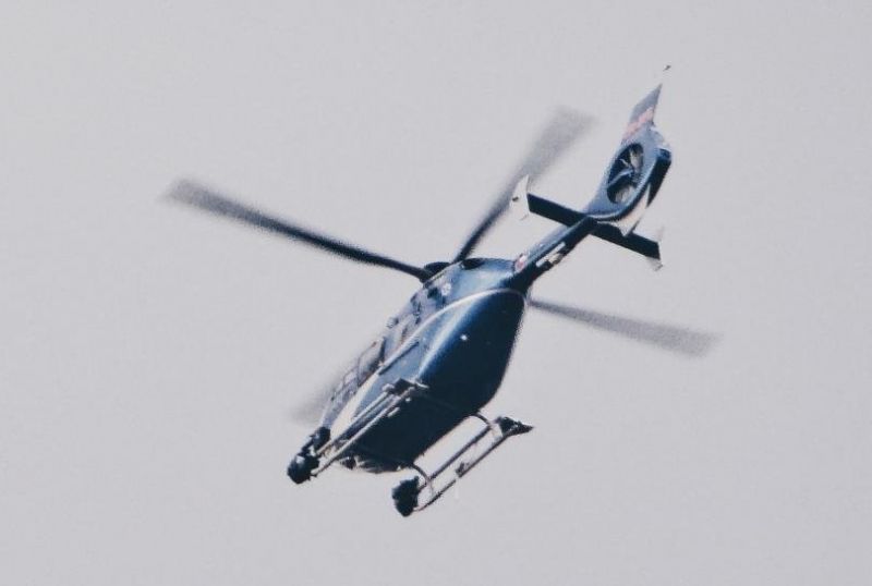 Обирджия рецидивист избяга от затвор във Франция с хеликоптер, предаде
