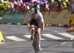 Герант Томас облече жълтата фланелка след най-краткия 11-и етап на Тура