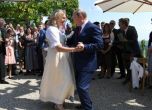 Една сватба не променя отношението ни към Русия, обяви австрийският канцлер