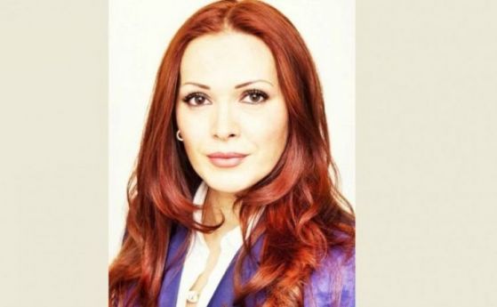Валери Симеонов гневен: Козарева е назначена през задния вход