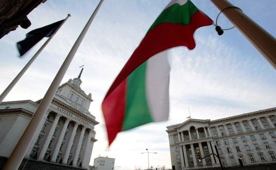 Национален печал: България скърби за жертвите край Своге 