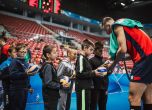 Fibank срещна 25 деца с националите по волейбол