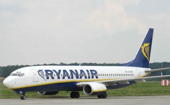 Европейската комисия обяви че авиокомпания Райънер нарушава правата на потребителите   Комисията