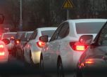 Верижна катастрофа с четирима ранени блокира пътя София - Варна