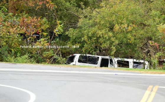 20 души загинаха в катастрофа със сватбена лимузина станала в