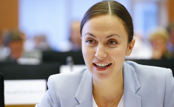 Българският евродепутат от ГЕРБ Ева Майдел и нейни колеги настояват