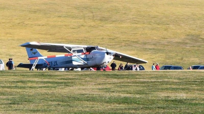 Трима души загинаха при катастрофа на малък самолет Чесна в